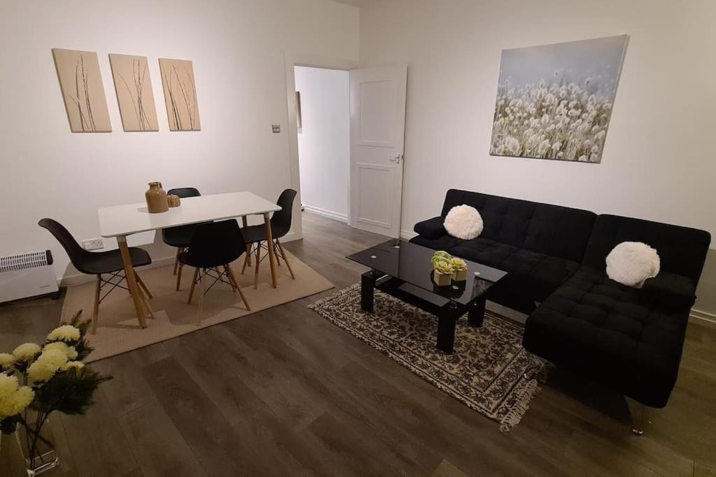 Appartamento Luxury 1 Bedroom Flat In The Heart Of Wood